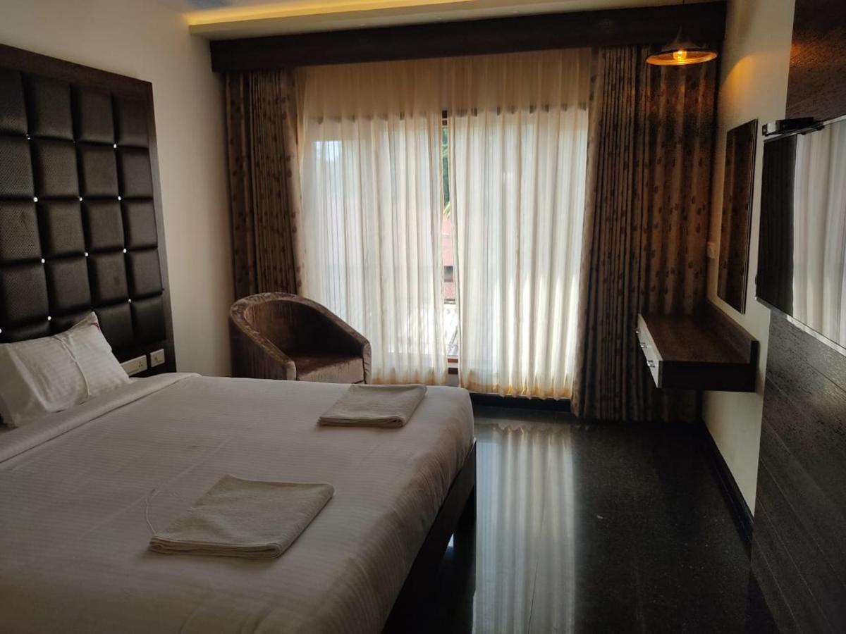 Hotel Vijayarani Tiruchirappalli Kültér fotó